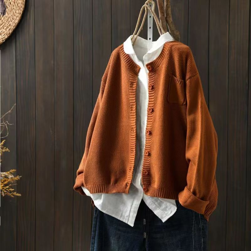 Sandra | Classic Cardigan Sweater